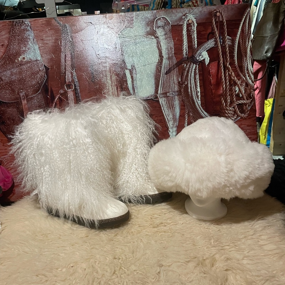 New BearPaw boots - Picture 1 of 13